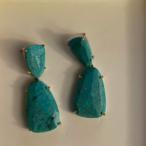 Kendra Scott- large chunky turquoise stone earrings. Gold frame.